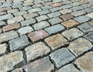 Reclaimed coloured granite cobbles