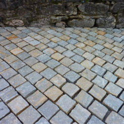 Paving stones, pavers and setts in Gneiss Alpine stone