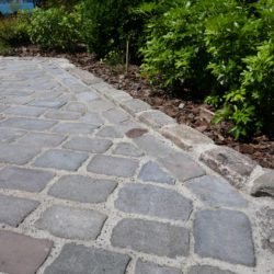 Courtyard with Paris sawn reclaimed setts