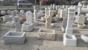 Bassins et fontaines en pierre, granit