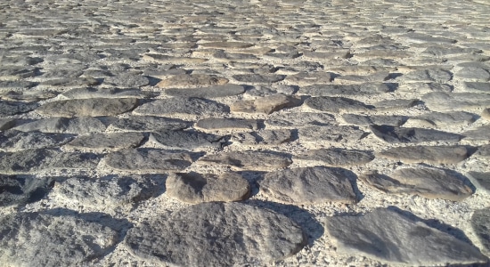What is a pebble calade? Origin of the French Provençal Pebble Calade
