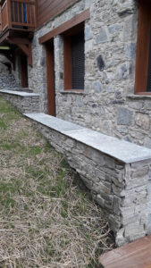 Couvertines en pierre des Alpes