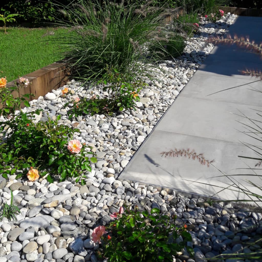 Driveway_sandstone_cobbles