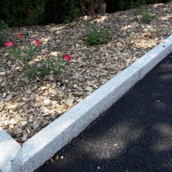 Bordure droite en granit