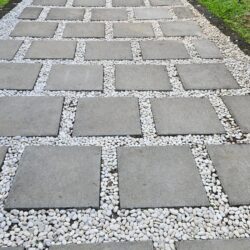 Allée de jardin avec joints en graviers